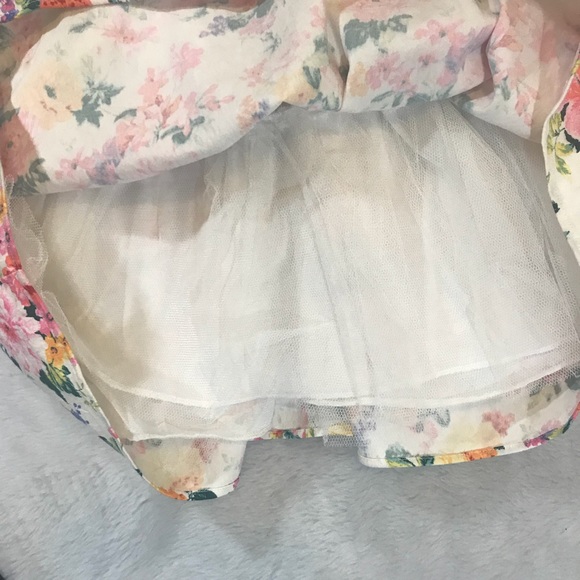 Beautiful floral dress - Picture 4 of 6